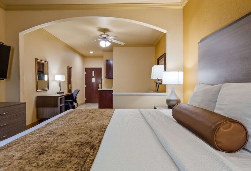 스위트, Best Western Plus Crown Colony Inn & Suites