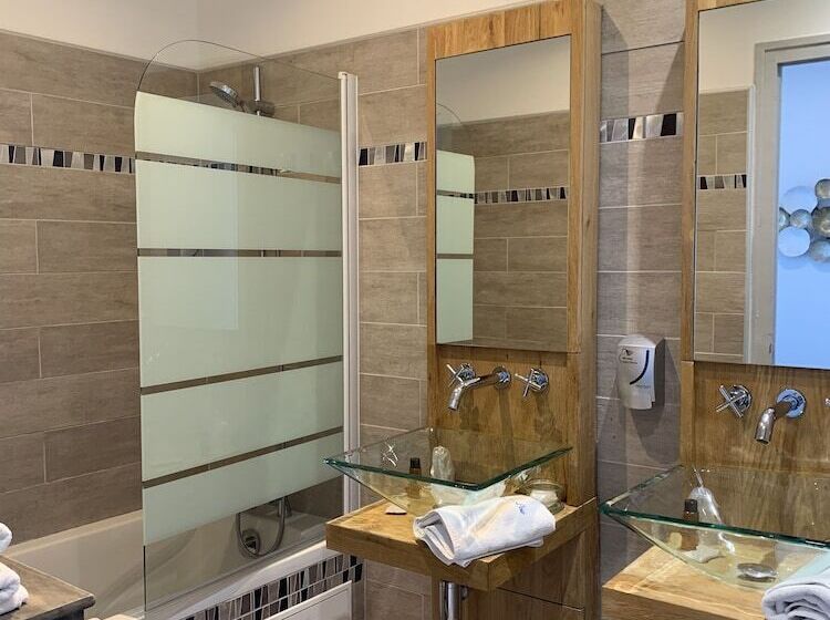اتاق سوپریور, Le Relais Du Lac