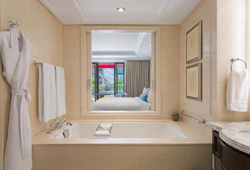Deluxe Kamer met Kingsize Bed, The St. Regis Atlanta