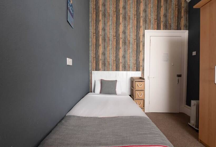اتاق لوکس, Oyo Pier Hotel Rhyl