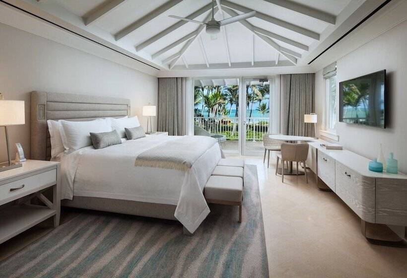 اتاق لوکس با چشم‌انداز باغ, St. Regis Bahia Beach Resort, Puerto Rico