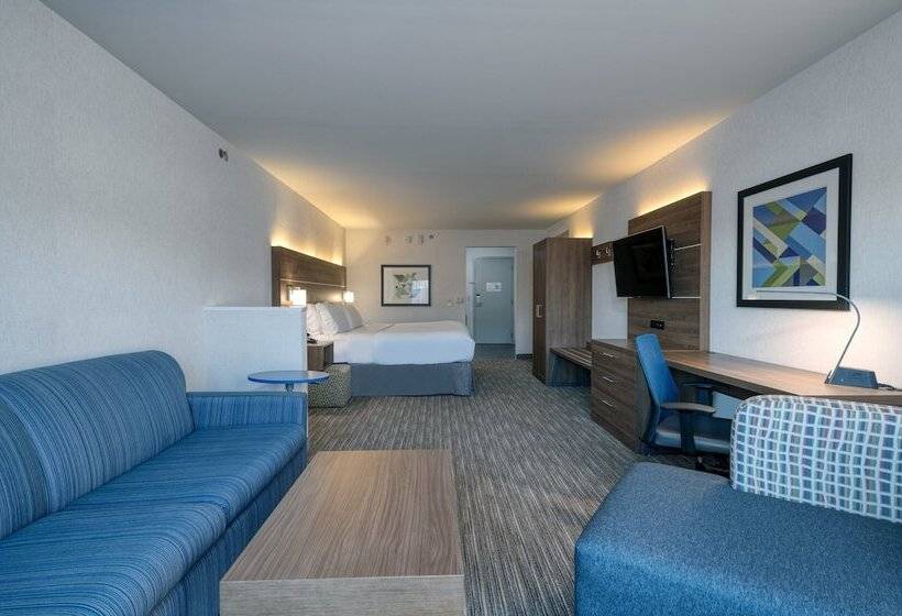 스위트, Holiday Inn Express Radcliff Fort Knox, An Ihg