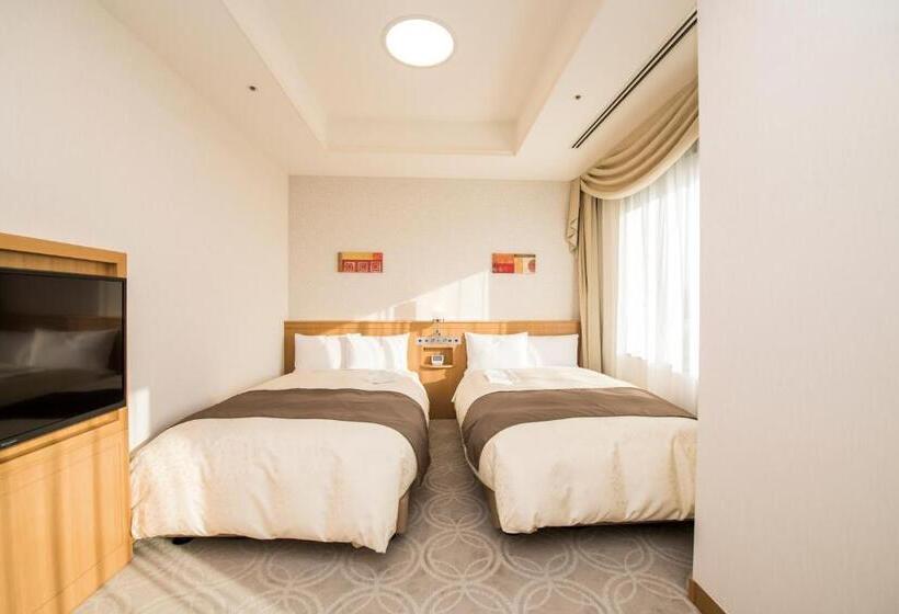 Номер Deluxe, Port Plaza Chiba