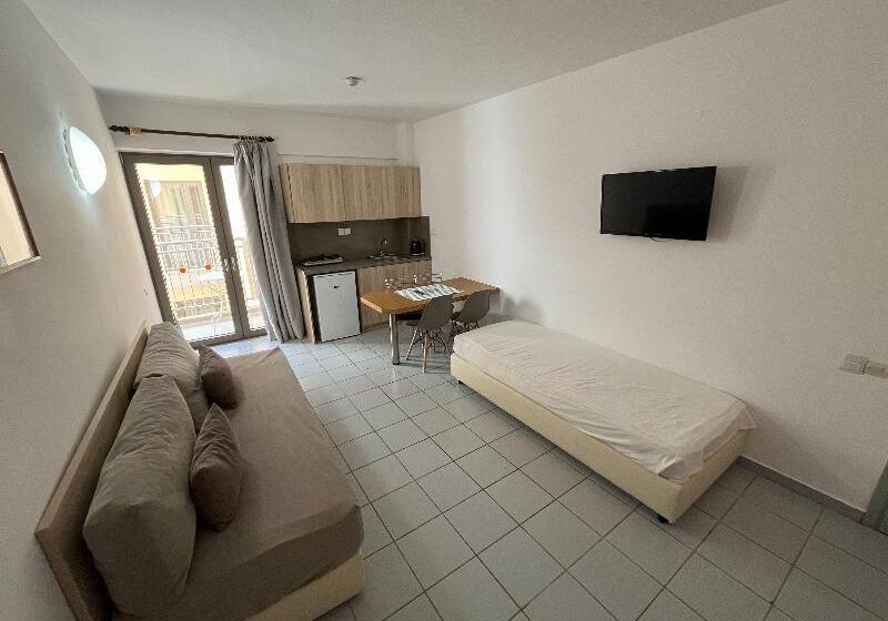 آپارتمان 1 خوابه, Acropolis Apartments