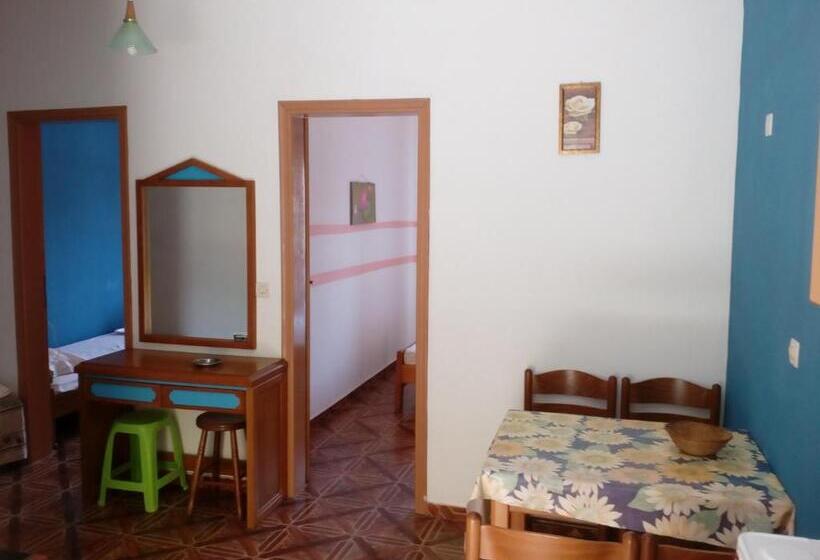 Семейный Номер, Denise Apartments