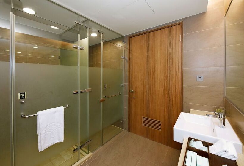 اتاق لوکس با چشم‌انداز دریا, Fullon Hotel Tamsui Fishermen S Wharf
