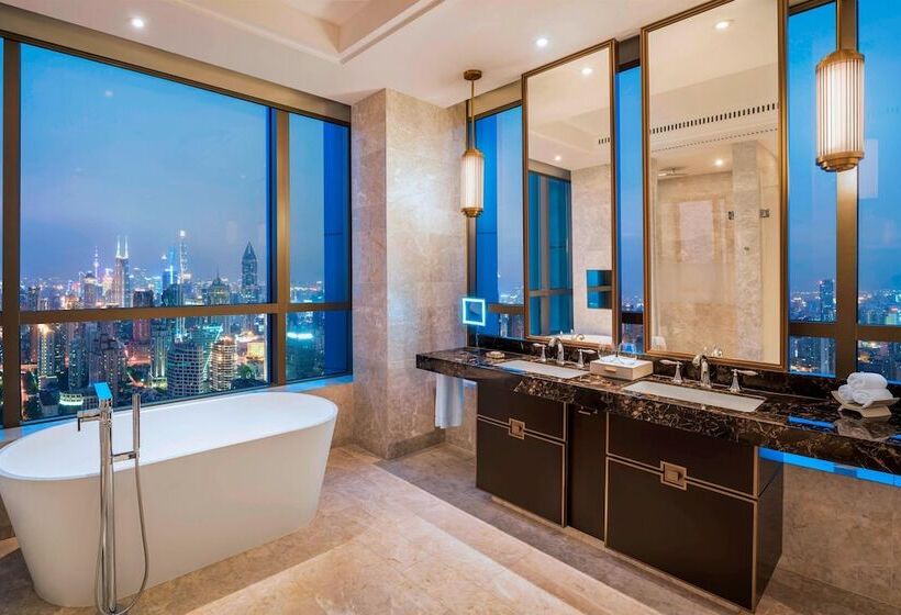Premium Room City View, The St. Regis Shanghai Jingan