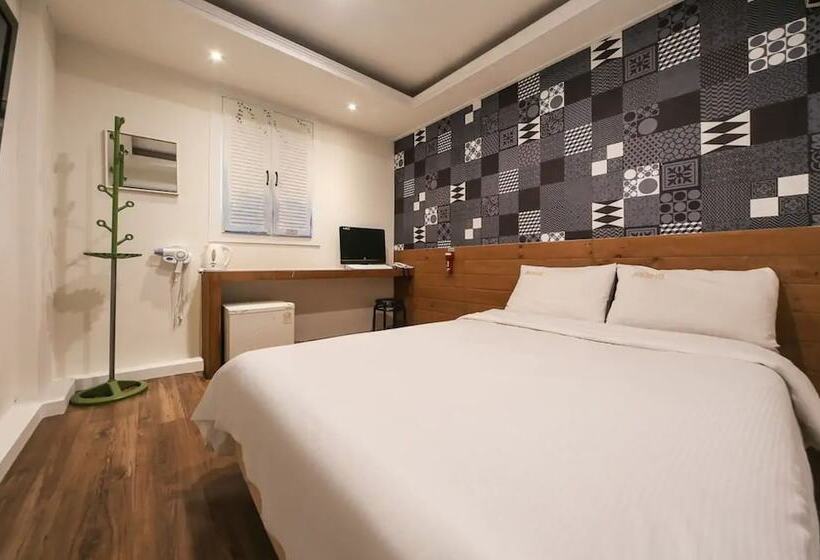 اتاق استاندارد, Biz Jongno Insadong