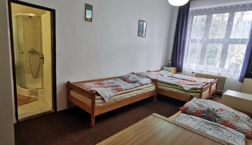 Четырехместный Номер Стандарт, Penzion Heřmanice