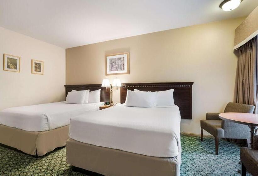 Номер Стандарт, Chateau Big Bear Boutique Hotel, Bw Signature Collection