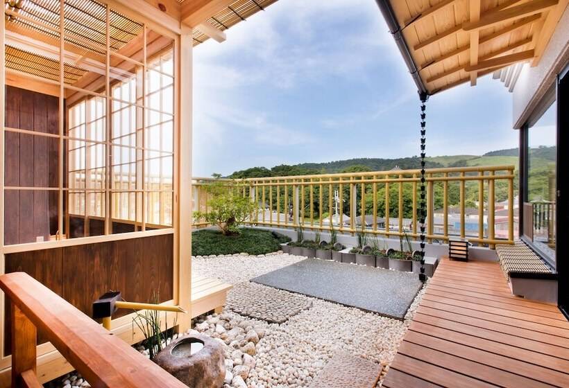Deluxe Room Mountain View, New Wakasa