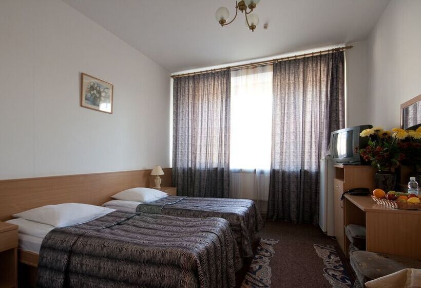 Quarto Estandar, Nton