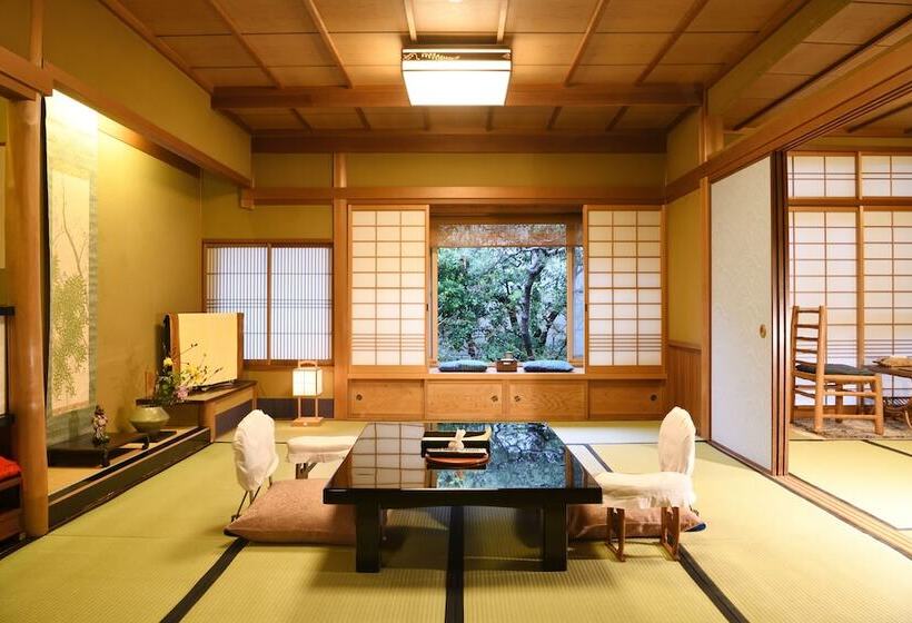 디럭스 룸, Seikoro Ryokan   Established In 1831