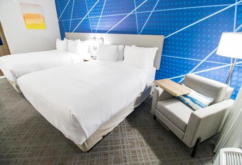 Номер Стандарт Адаптированный для Инвалидов, Comfort Inn & Suites