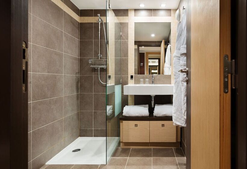 سوییت سوپریور, Les Loges Blanches