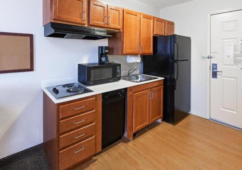 سوئیت برای معلولان, Candlewood Suites Owasso, An Ihg