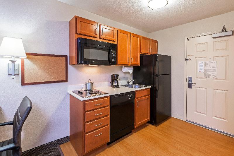 استودیوی استاندارد, Candlewood Suites Owasso, An Ihg