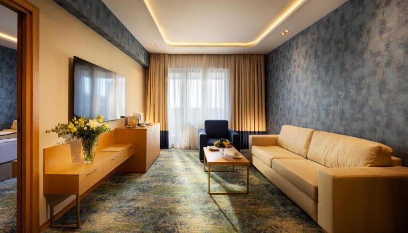 Апартаменты Deluxe 1 Спальня Вид на Море, Admiral Hotel   Ultra All Inclusive & Private Beach
