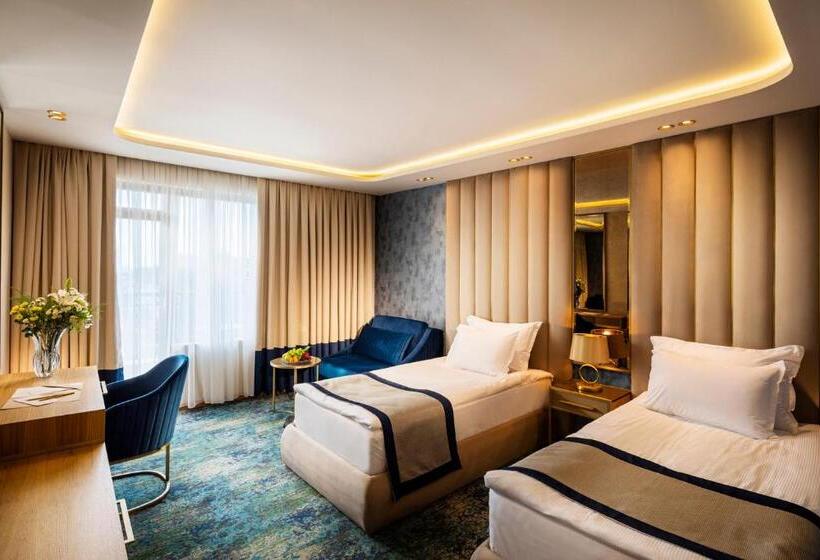 Номер Economy, Admiral Hotel   Ultra All Inclusive & Private Beach