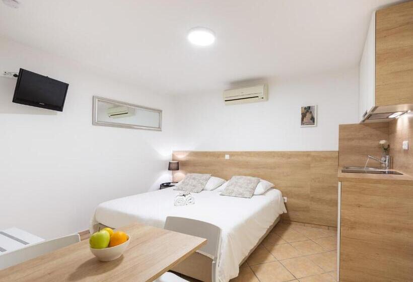 استودیو استاندارد با بالکن, Apartments & Rooms Buble