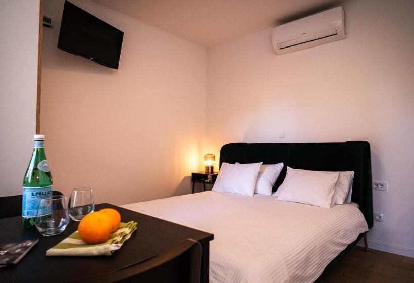 استودیو استاندارد با تراس, Apartments & Rooms Buble