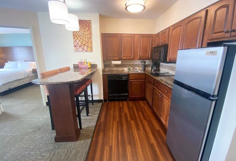 Люкс, Staybridge Suites Great Falls, An Ihg