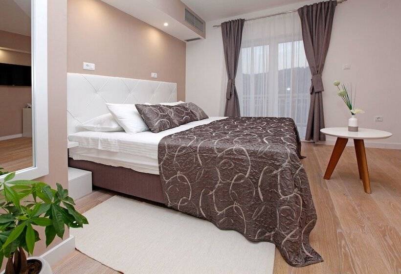 Номер Deluxe Вид на Море с Балконом, Villa Telenta