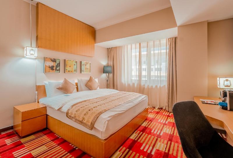 اتاق اجرایی با تخت بزرگ, Ramada Ulaanbaatar Citycenter