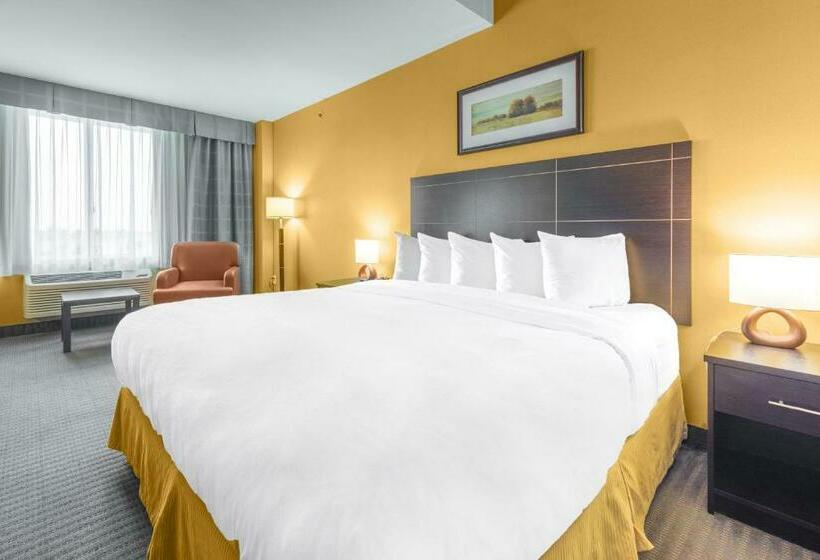 Стандартный Номер Кровать Кинг, Quality Inn & Suites Victoriaville