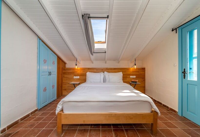 Пентхаус, Yonca Lodge