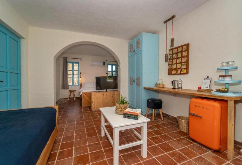 اتاق استاندارد سه نفره, Yonca Lodge