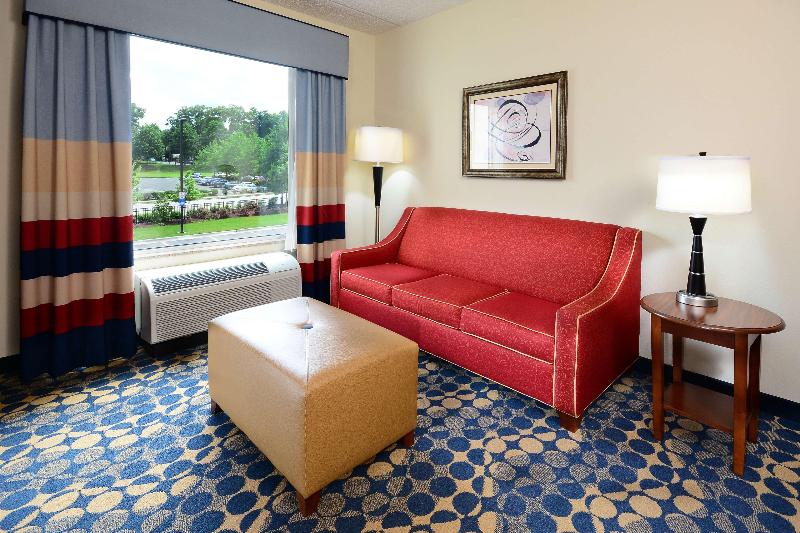 Номер Стандарт, Hampton Inn & Suites Durham/north I85
