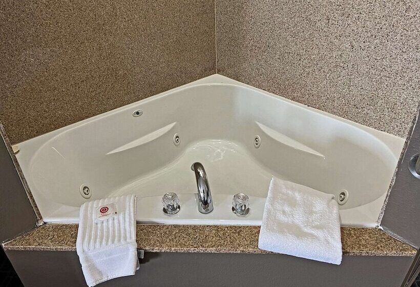 Люкс, Comfort Suites Jacksoncape Girardeau
