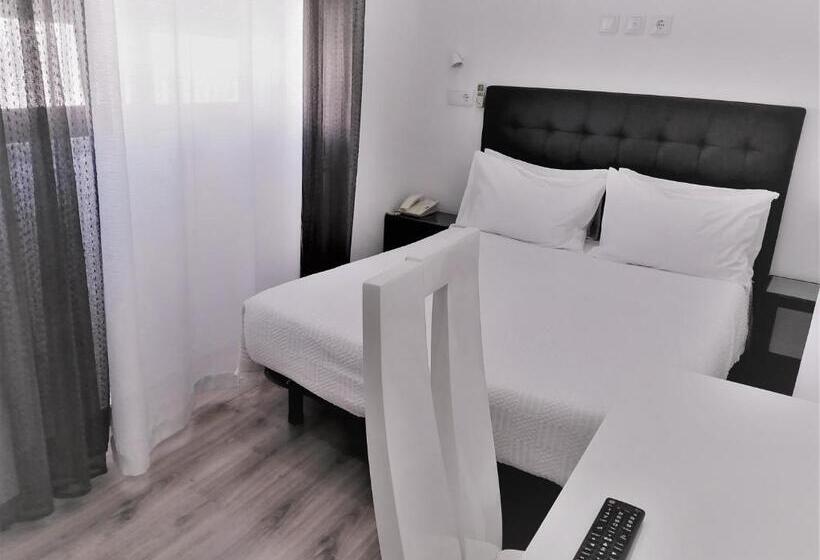 اتاق استاندارد یک نفره, Domus