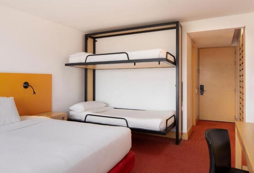 패밀리 룸, Fairfield By Marriott Bogota Embajada