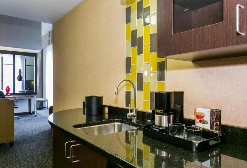 Люкс Повышенной Комфортности, Wyndham Noblesville