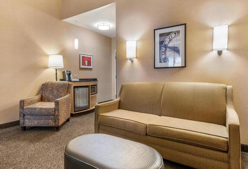 Люкс Кровать Кинг, Wyndham Noblesville