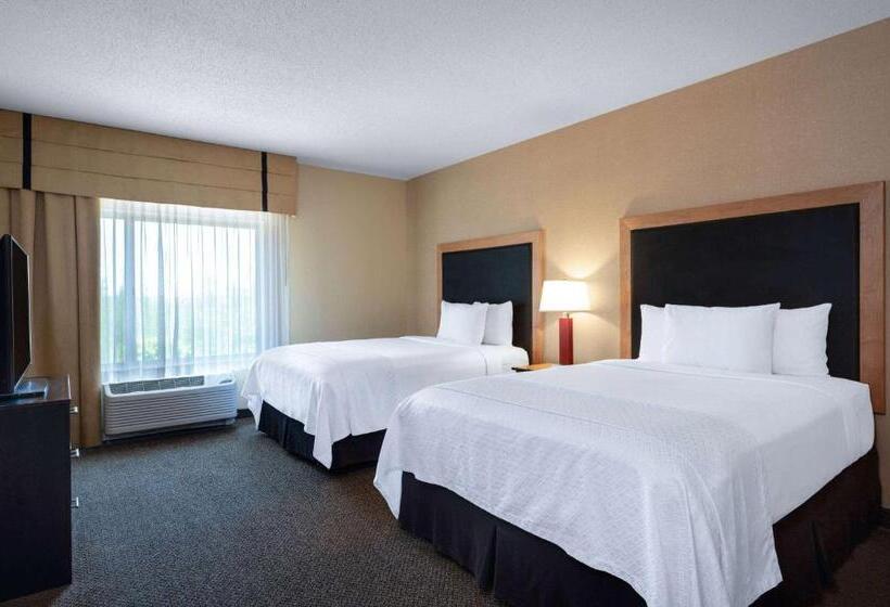 Люкс, Wyndham Noblesville