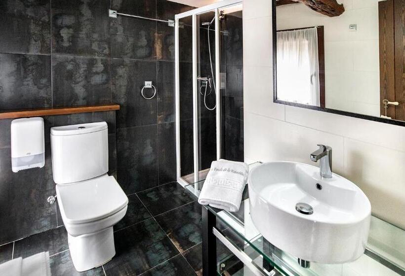 Habitación Superior, La Fonda De La Estación