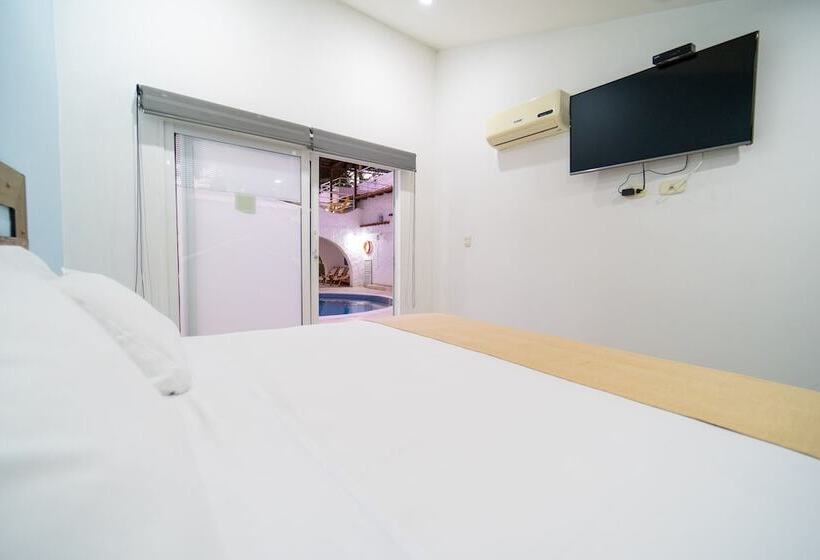 标准间, Santorini Casablanca