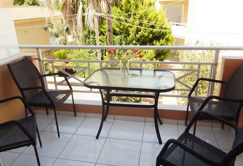 استودیوی استاندارد, Apollon Studios & Apartments