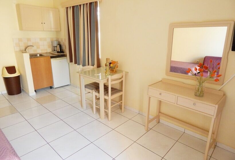 استودیوی استاندارد, Apollon Studios & Apartments