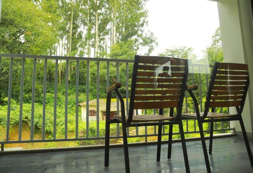 اتاق پرمیوم, Eastend Munnar