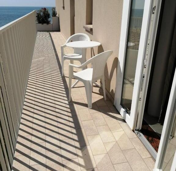 豪华海景房带阳台, Solemare   Frontemare   3 Stelle Superior