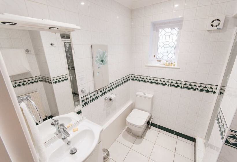 اتاق استاندارد در طبقه همکف, Grovefield Manor