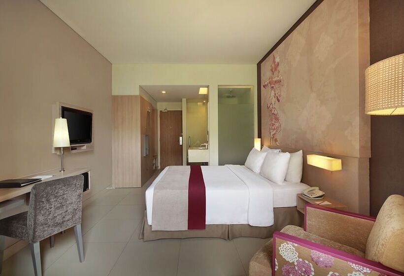 اتاق لوکس با چشم‌انداز استخر, Mercure Bali Nusa Dua