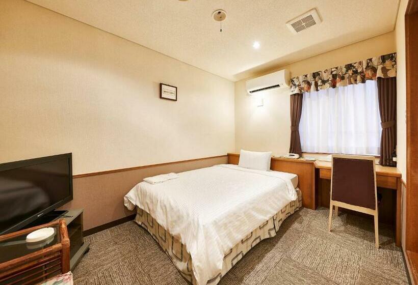 Номер Economy, Crown Hotel Okinawa