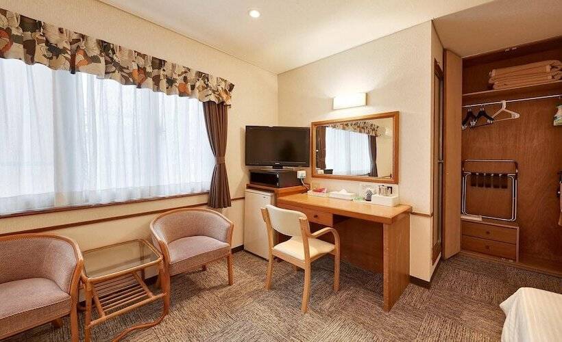 Номер Стандарт Трехместный, Crown Hotel Okinawa