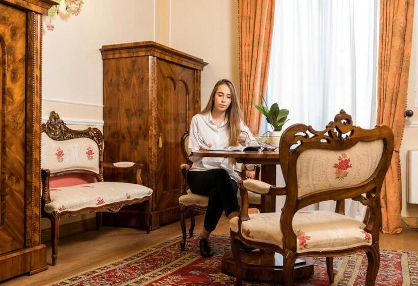 سوییت, Relais Alberti
