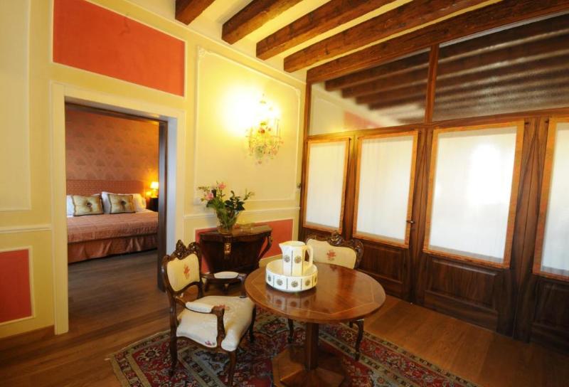 اتاق سوپریور, Relais Alberti